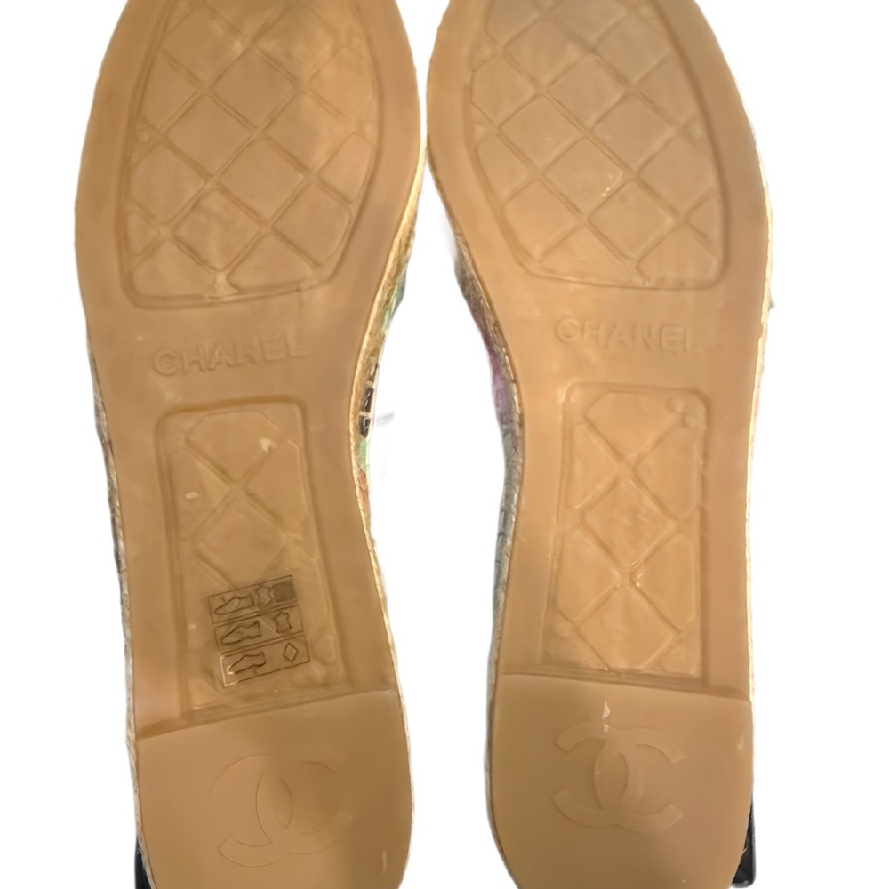 CHANEL Colorful Espadrille Flats - Picture 6 of 6